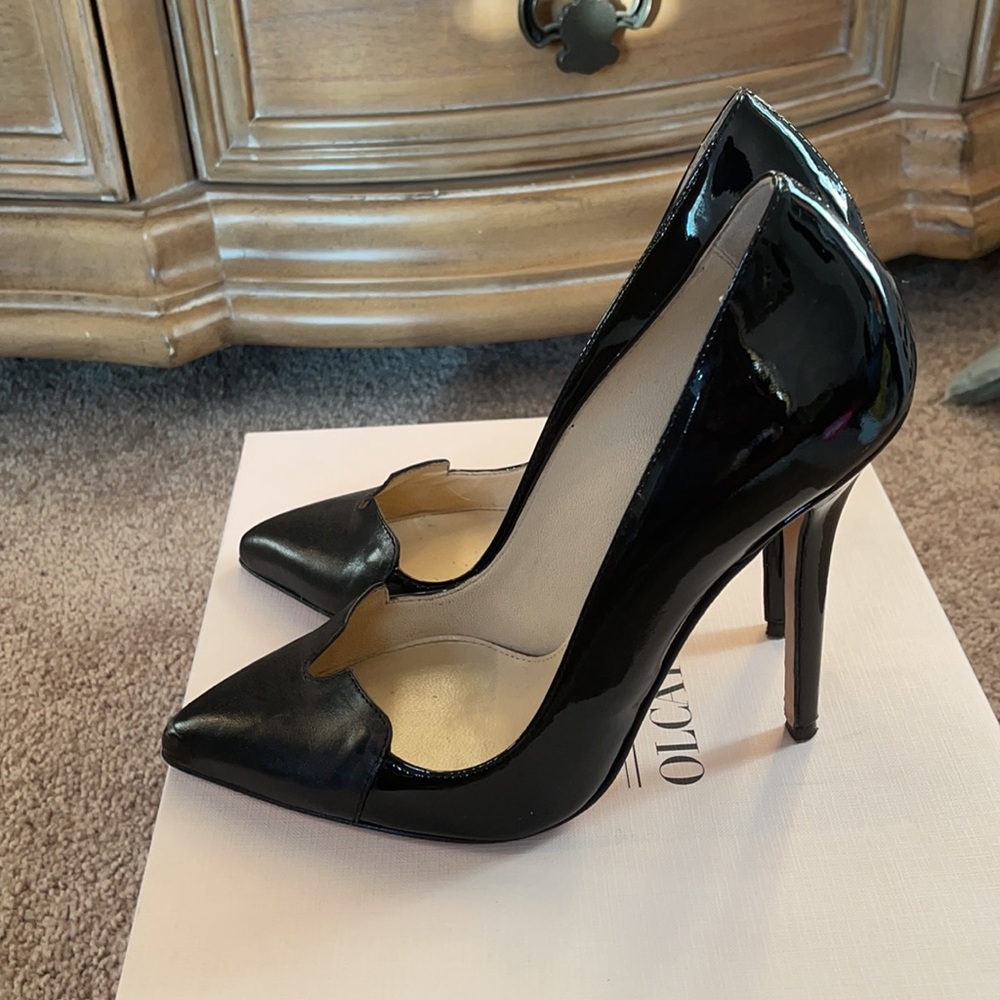 Olcay Gulsen Black Pump - Picture 2 of 5